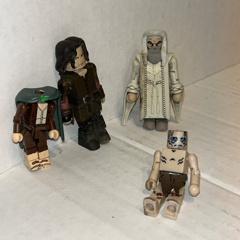 Lord of the Rings‎ Aragorn Saruman Gollum Hidden Figure Minimarts A4